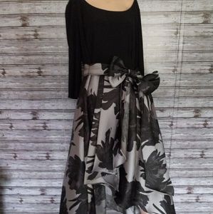 Beautiful black & silver hi low dress